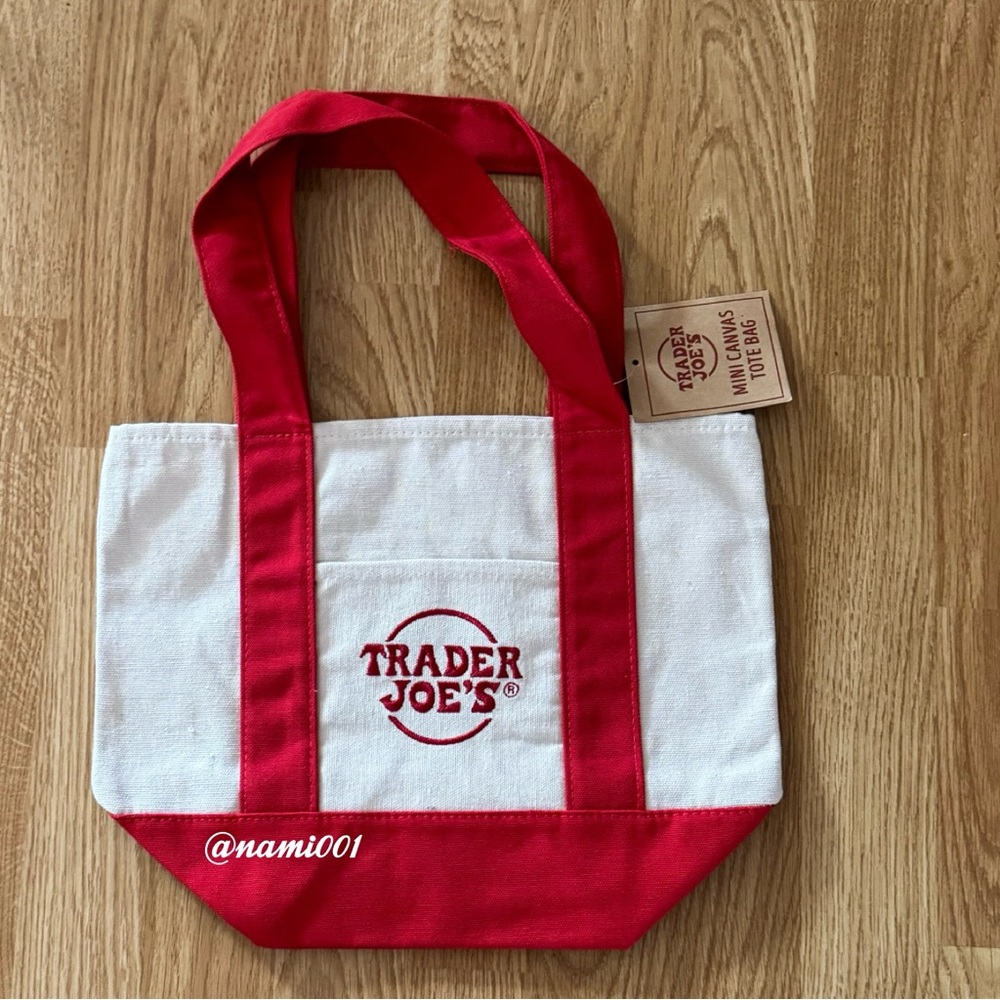 Trader Joe’s Viral Mini Tote Red